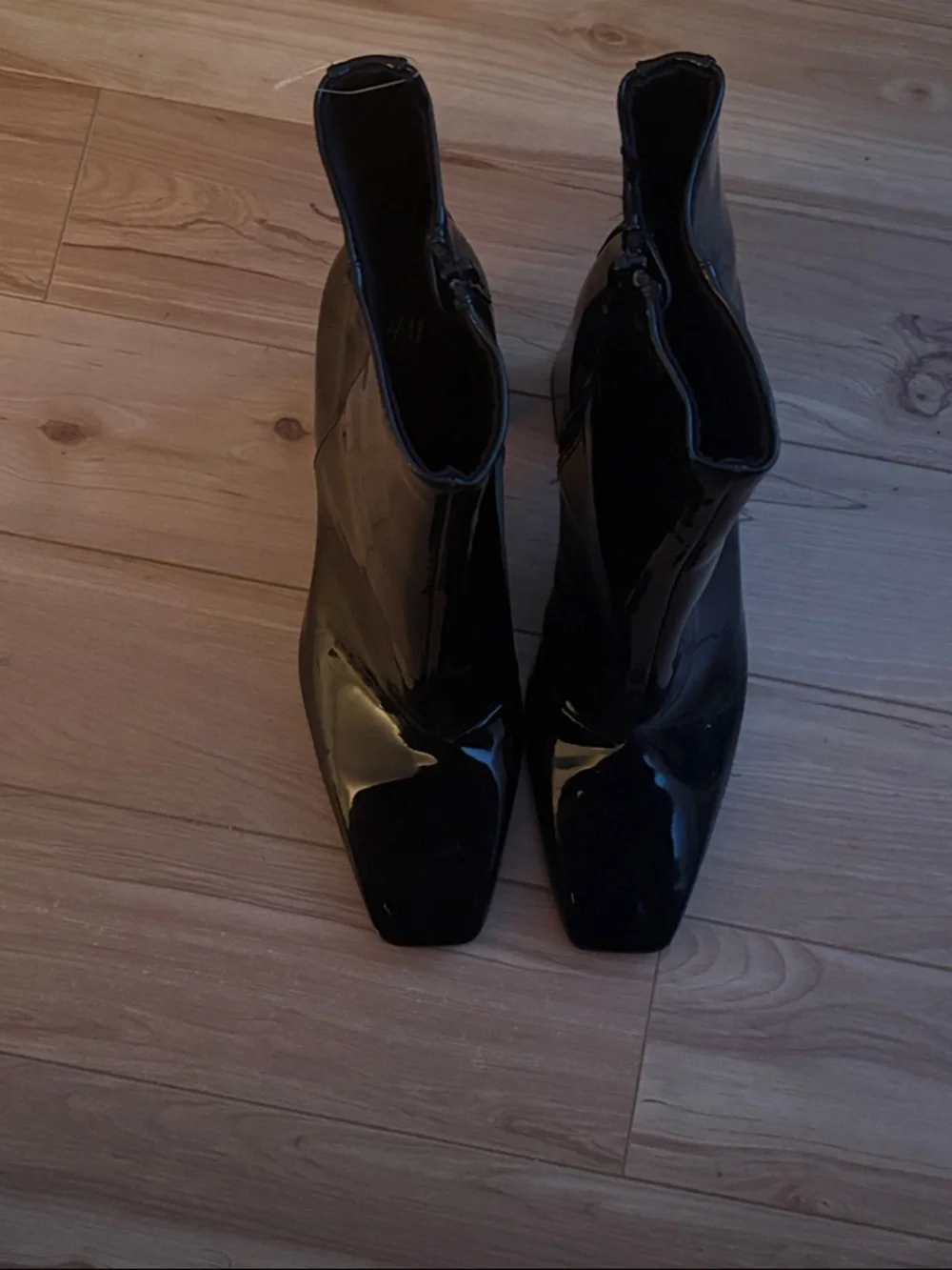 H&M Black Patent Platform Ankle Boots with Block Heel - Picture 2 of 3